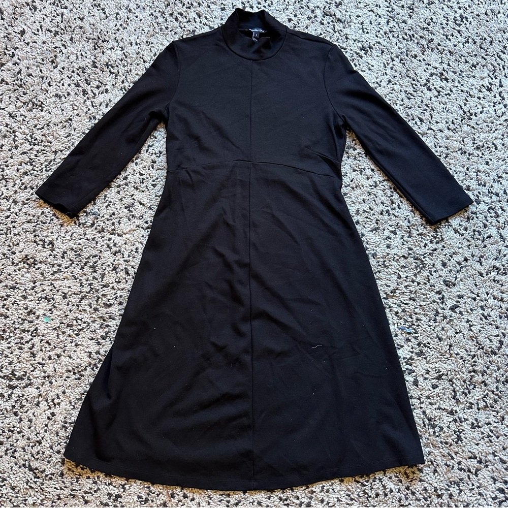 Isabella Oliver Maternity Dress - Classic Black